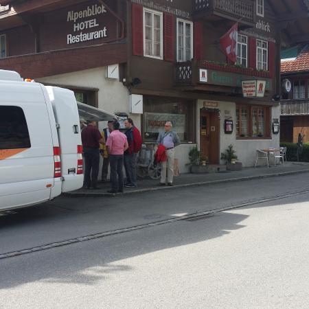 Größeres Bild anzeigen