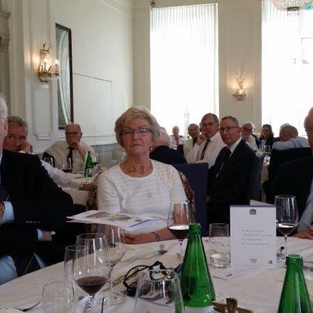 Größeres Bild anzeigen
